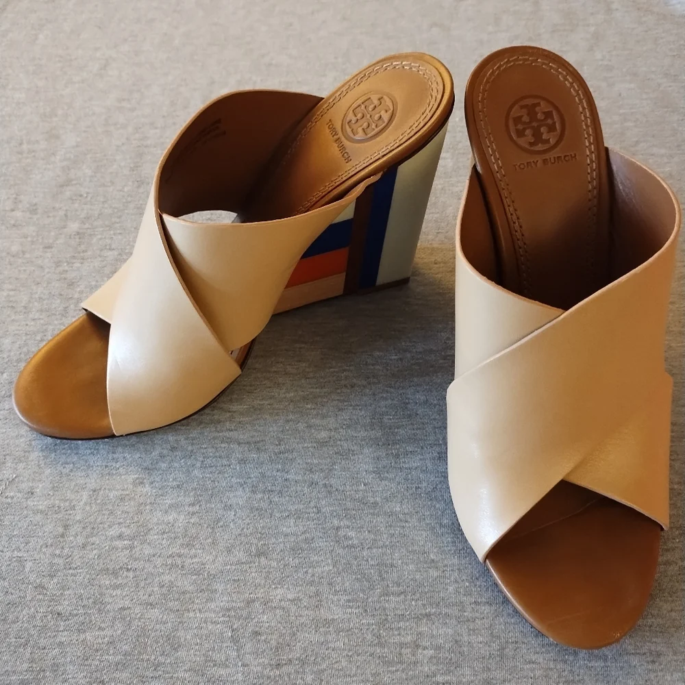 Tory Burch Color Cube 100mm Mule Sandals - Veg Nappa in Sun Beige - Size 8 - Picture 3 of 15